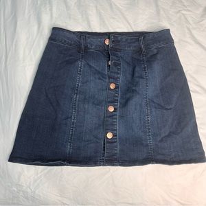 Jean button skirt, size 9